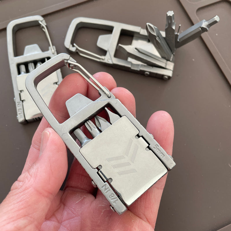 13-in-1 Multitool Carabiner