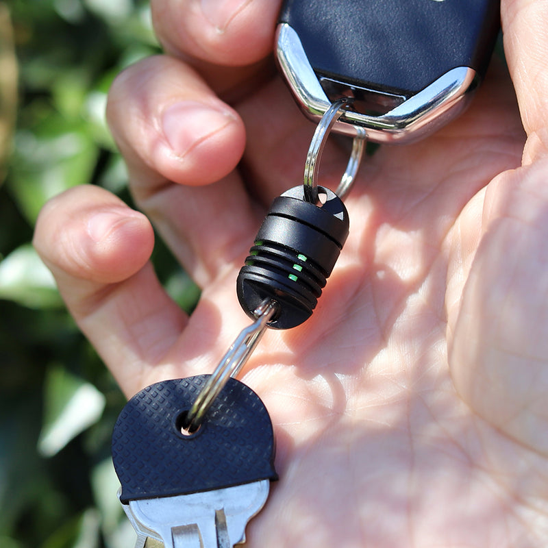 MQR: Magnetic Quick Release Keychain